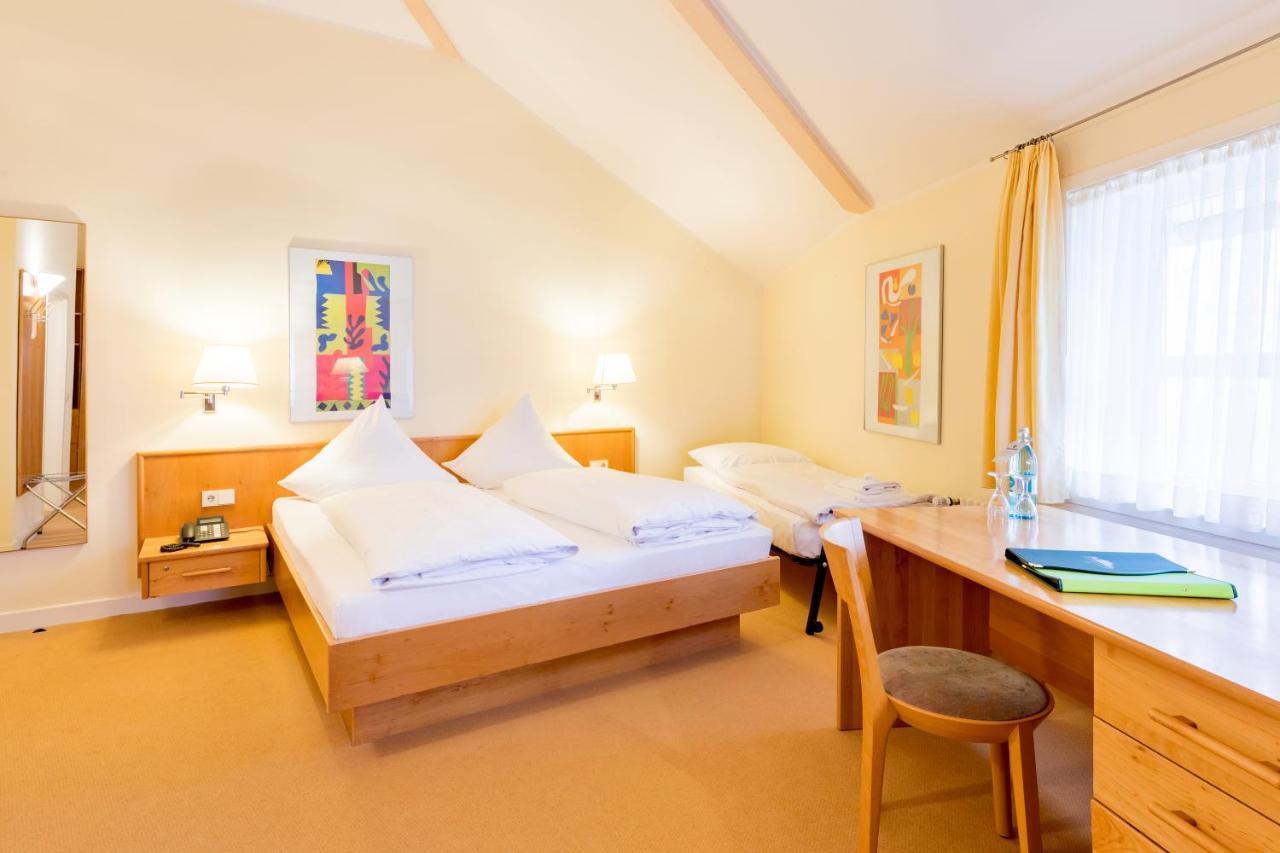 Schlosshotel Eyba Bad Blankenburg Exterior foto